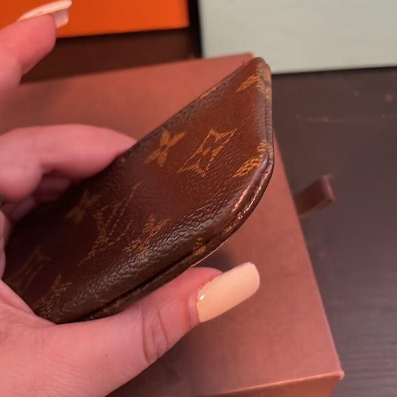 Louis Vuitton key cles pouch - Picture 4 of 11